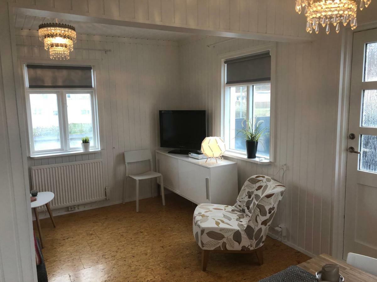 Vellir Grenivik Home With A View Экстерьер фото